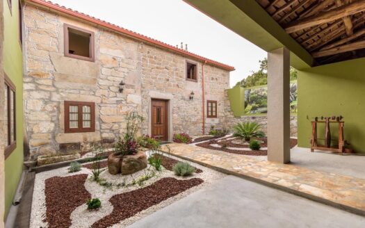se vende casa tradicional gallega en camino de santiago , palas de rey, inmobiliariaquantum.es, quantuminmobiliaria.es